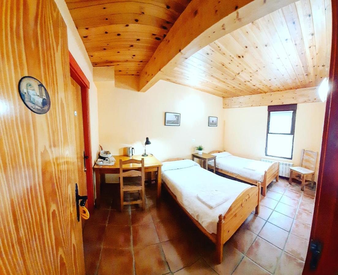 Albergue El Pajar De Ages - Exclusivo Para Peregrinos - Exclusive For Pilgrims Exterior foto